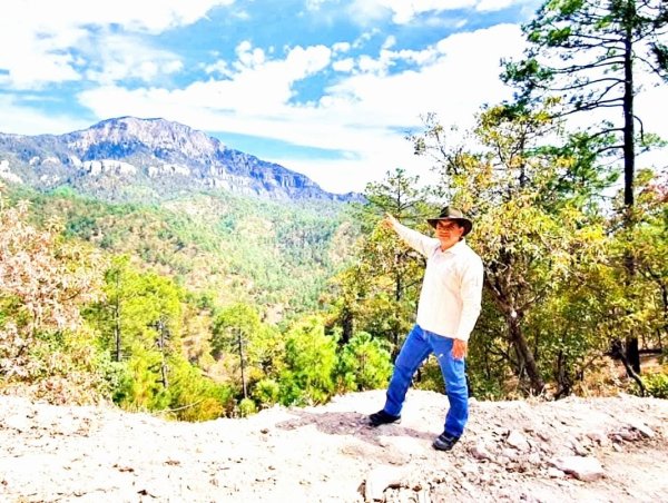 Prepara Noel Chávez reformas para la protección del medio ambiente en materia de uso de residuos