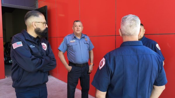 Participan bomberos de Colorado en evaluación de proceso de ascensos de sus homólogos chihuahuenses