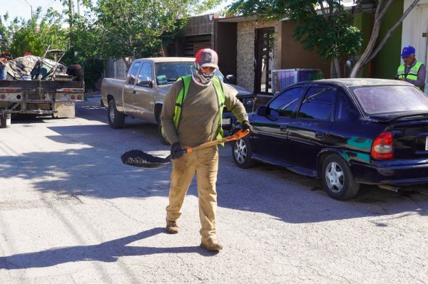 Atendió Gobierno Municipal 806 baches esta semana