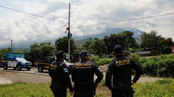 Guatemala da por terminada la erupción del volcán de Fuego tras evacuar a más de 700 personas