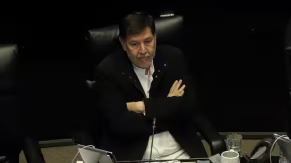 ¡Plantan a Noroña! Embajador Ronald Johnson no llegó a reunión en el Senado
