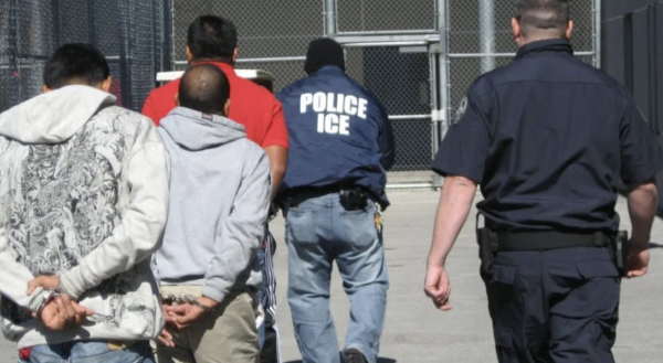 Cónsul de México en Los Ángeles reporta casi 50 mexicanos detenidos en redadas migratorias