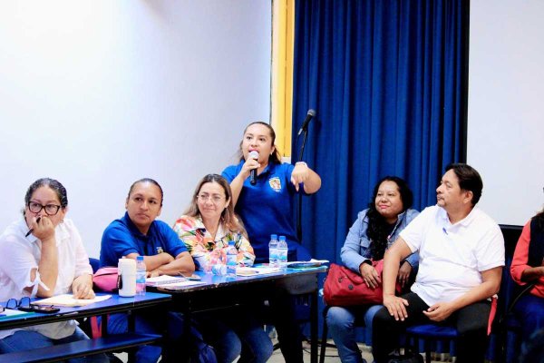 Trabajadores de la salud en Oaxaca mantienen paro en hospitales del Istmo por quinto día; rechazan propuesta de IMSS-Bienestar