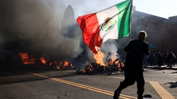 Aumenta la tensión en Los Ángeles: hay enfrentamientos y detenciones
