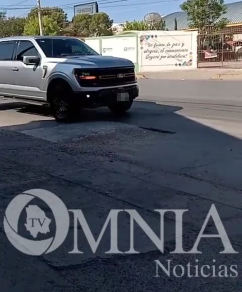 Reportan mega bache en la avenida George Washington