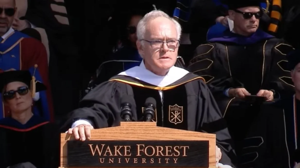 La ignorancia sirve al Poder: Scott Pelley
