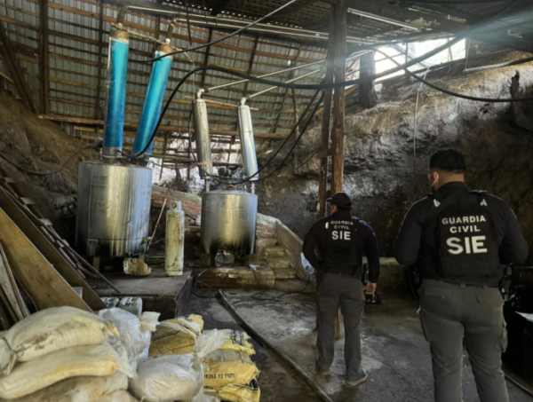 Chinos proveen de químicos a Cártel de Sinaloa, afirman autoridades de EU