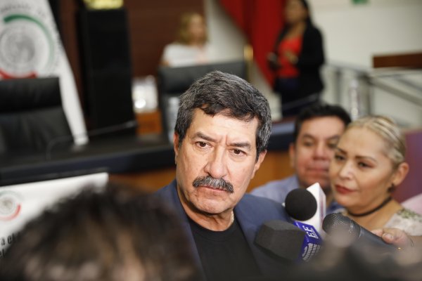 Inhabilitan a ex funcionaria de la SFP de Corral por ocultar información en denuncia contra terreno del ex gobernador