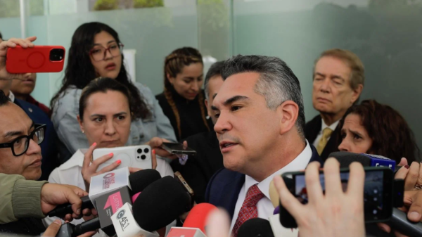 Morena pone en riesgo relación con EU por su torpeza: PRI