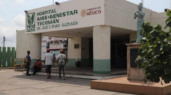 Muere adulto mayor mientras esperaba atención médica afuera de hospital del IMSS en Tecomán, Colima