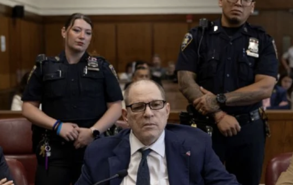 Juez declara juicio nulo en caso Weinstein por violación tras negativa del jurado a deliberar