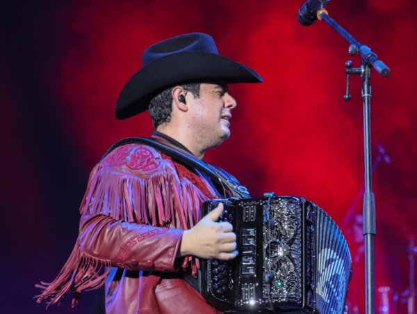 Pagó Alfredo Olivas fianza para presentación en la capital: Bonilla