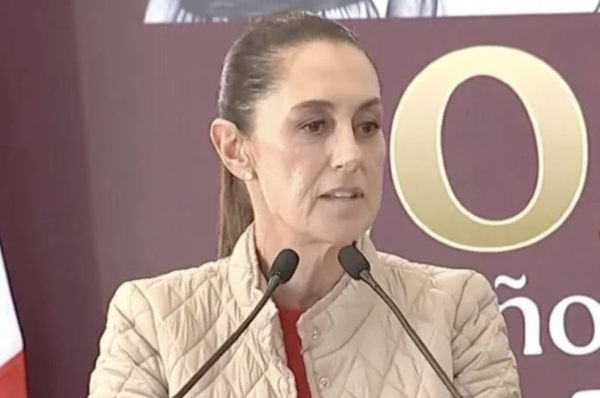 Maestros de la CNTE protestan en evento de Sheinbaum en Hidalgo; la mandataria pide respeto