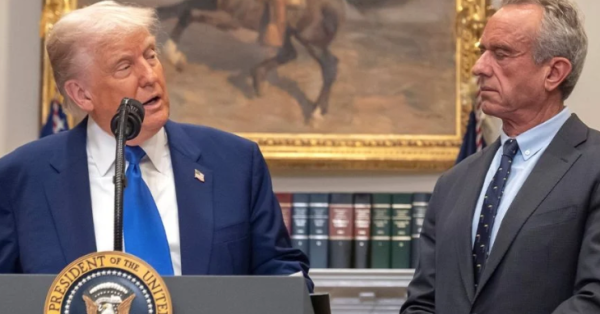 Trump entrega datos personales de migrantes inscritos en Medicaid a autoridades para su deportación