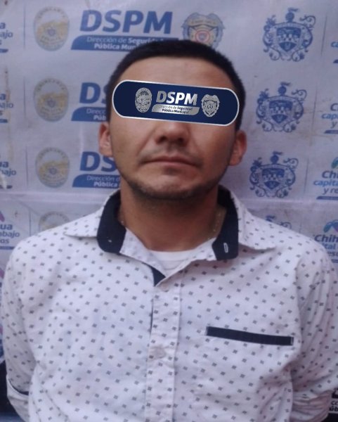 Asegura K9 a hombre por presuntos actos de narco menudeo al norte de la ciudad