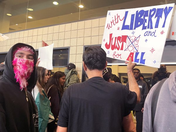 El jefe de la Policía de Los Ángeles espera manifestaciones “sin precedentes” este sábado