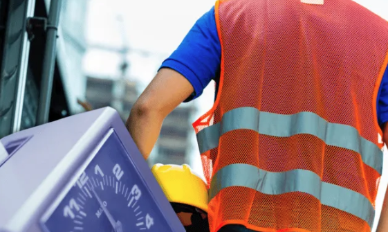 ¿A cuántos trabajadores dejaría fuera la nueva jornada laboral?