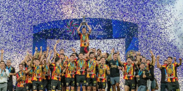 Senador propone discutir en el Congreso el regreso del ascenso y descenso en la Liga MX