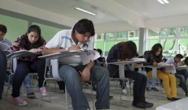 Comienzan exámenes del nuevo modelo para el ingreso a la Educación Media Superior