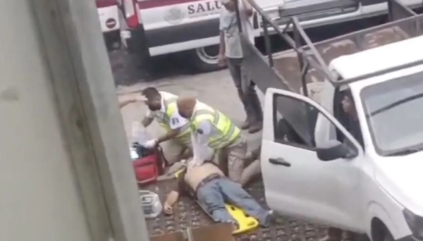 Muere otro hombre afuera de una clínica de IMSS en Colima; es el segundo caso en una semana