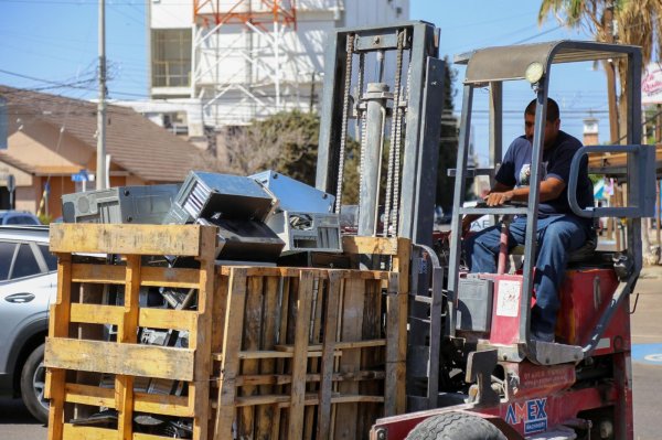 Reúnen 9 toneladas de basura electrónica en Eco Punto Verde en Delicias