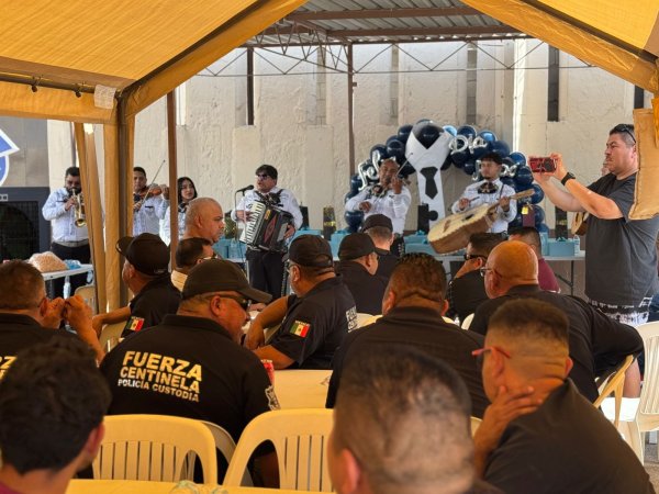 Celebra SSPE a custodios del Cereso No. 3 por el Día del Padre
