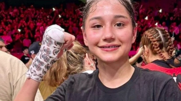 ¡Campeona mexicana más joven de la historia! Camila 'La Magnífica' Zamorano gana título mundial de boxeo a los 17 años