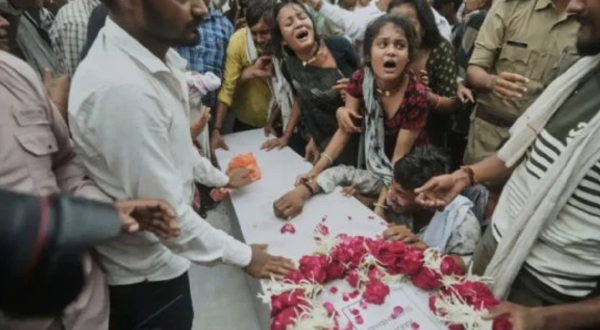 Analizan cajas negras para determinar la causa del accidente de Air India que mató a 270 personas