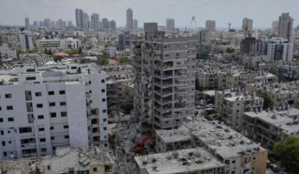 Netanyahu tiene dos objetivos bélicos: destruir el programa nuclear iraní y lograr un cambio de régimen. ¿Son alcanzables?