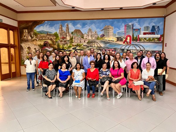 Morena realiza foro sobre presidencia de la CEDH