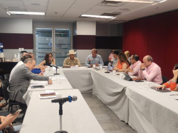 Avanza la reforma del PAN para captación, almacenamiento y tratamiento de aguas residuales domésticas