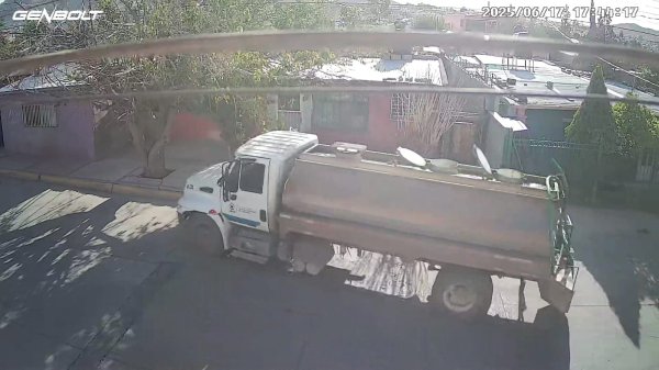 Vecinos de la colonia División del Norte denuncian falta de agua y presunto favoritismo de la JMAS