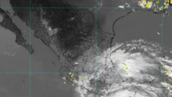 Erick ya es huracán categoría 2 y podría intensificarse a 3 antes de tocar tierra en Oaxaca y Guerrero