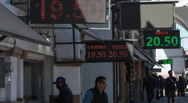 Contadores mexicanos alertan por caída de 2 mil 250 mdd en remesas por impuestos de EU