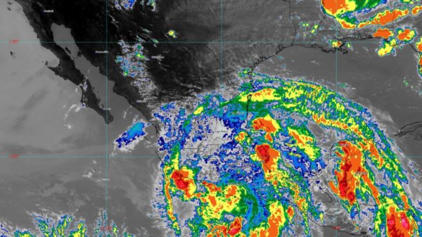 Huracán Erick se disipará por la noche del jueves, pronostica el NHC de EU