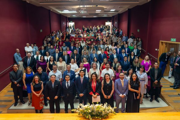 Entregan constancias de mayoría a juezas y jueces del Distrito Judicial Morelos