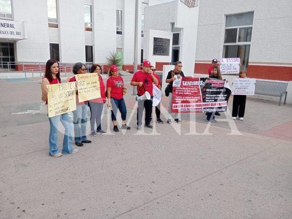 Demandan derechohabientes del ISSSTE condiciones dignas y mejoras urgentes
