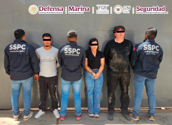 En operativo conjunto SSPC, FGR, Sedena, Marina, GN y FBI detienen en Juárez a 3 y aseguran más de 100 mil pastillas de fentanilo