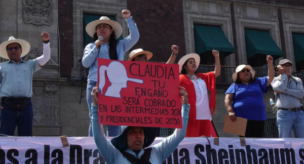 Maestros de la CNTE ganan: Edad de jubilación bajará con decreto de Sheinbaum