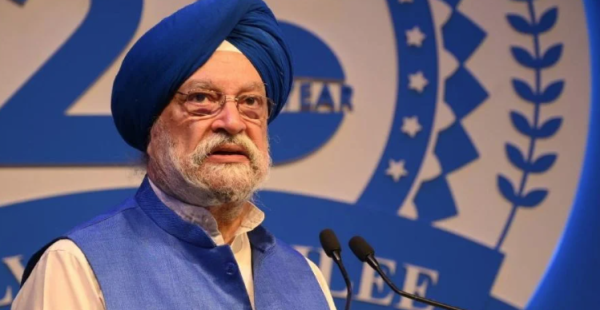 India garantiza su abastecimiento de combustible ante posible cierre del estrecho de Ormuz