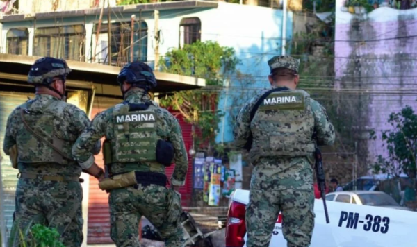Investigación conjunta señala que dos elementos de la Marina estarían en la nómina del CJNG y Los Chapitos
