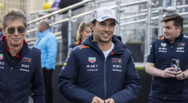 Checo Pérez ironiza y se ríe sobre su etapa de cuatro años en Red Bull: 