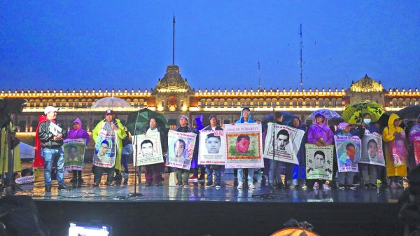 Caso Ayotzinapa: Suprema Corte ordena a la FGR hacer público el expediente