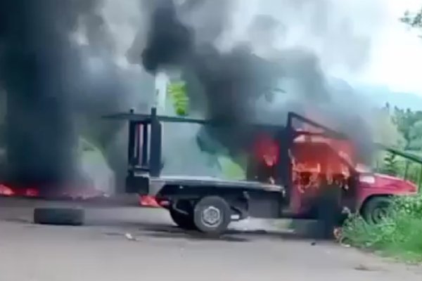 Se registran bloqueos en Tierra Caliente, en Michoacán, tras captura de presunto líder criminal