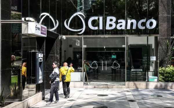 Dinero de clientes de bancos señalados por EU no está en riesgo inmediato