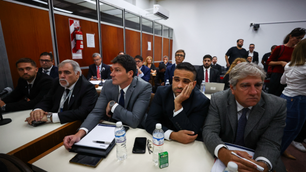 Juicio a equipo médico de Maradona: lo que debes saber y qué pasó en la primera audiencia