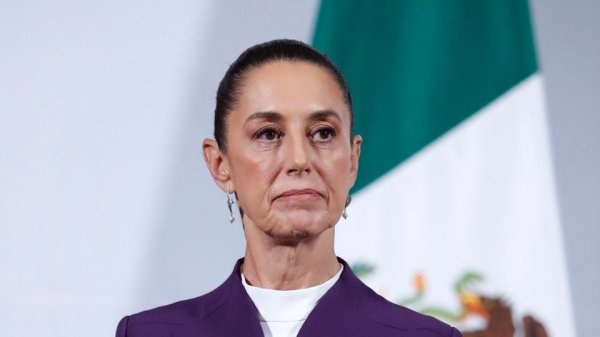 Celular de Sheinbaum fue hackeado tras la entrega de 29 criminales a Estados Unidos: New York Times