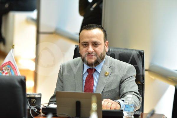 Propone Arturo Medina se cuente con intérpretes indígenas en los centros de salud del Estado