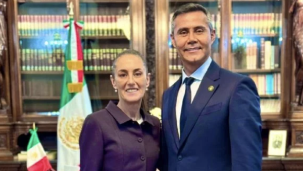 Carlos Ulloa solicita licencia por tiempo indefinido a la Cámara de Diputados