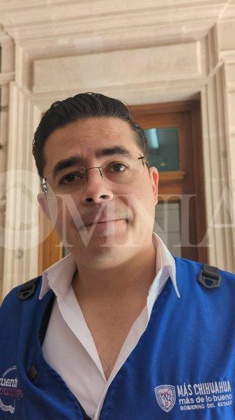 Desconoce Rafa Loera colocación de espectaculares con su imagen en varios puntos de la ciudad